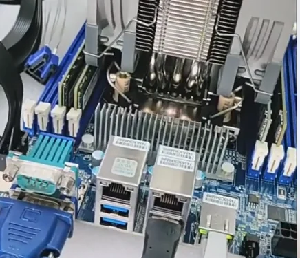 Материнская плата MZ72-HB2 с д – обзор и цена Dual Socket Sp3 Epyc Motherboard